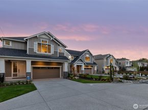 19507 81st Place NE 3, Kenmore WA 98028