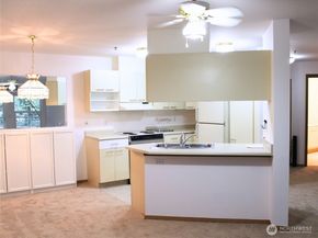 1750 152nd Avenue NE W211, Bellevue WA 98007