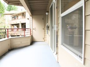 1750 152nd Avenue NE W211, Bellevue WA 98007