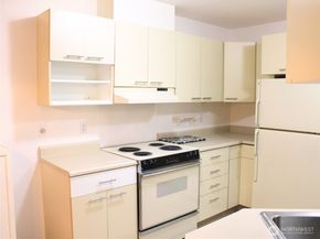 1750 152nd Avenue NE W211, Bellevue WA 98007