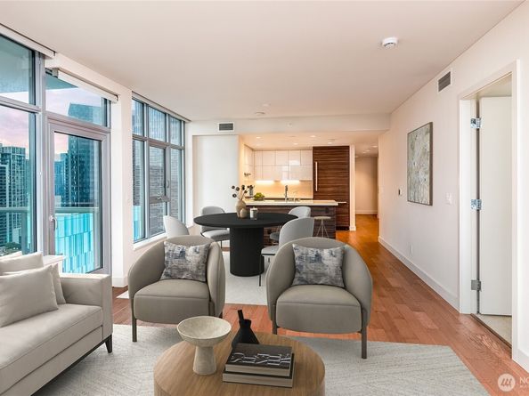 588 Bell Street 2902S, Seattle WA 98121