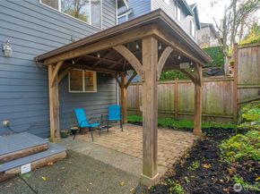 3723 Lincoln Court NE, Renton WA 98056