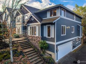3723 Lincoln Court NE, Renton WA 98056