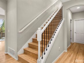 3723 Lincoln Court NE, Renton WA 98056