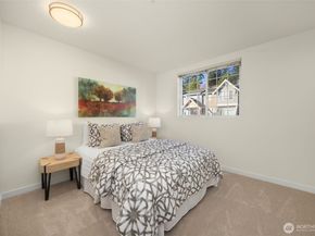 23120 SE Black Nugget Road C1, Issaquah WA 98029