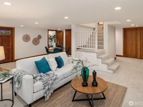 4117 43rd Avenue NE, Seattle WA 98105