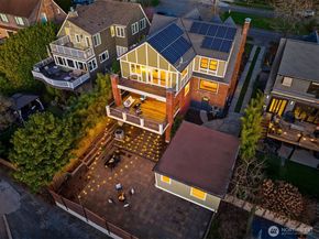 4117 43rd Avenue NE, Seattle WA 98105