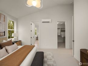 10606 NE 54th Lane, Kirkland WA 98033