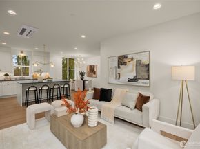 10606 NE 54th Lane, Kirkland WA 98033