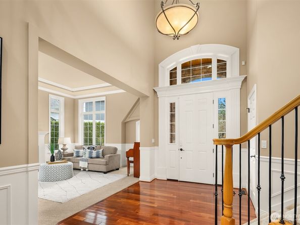 11868 174th Place NE, Redmond WA 98052