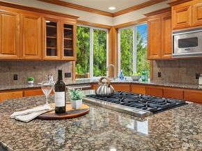 11868 174th Place NE, Redmond WA 98052