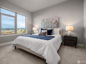 50 Pine Street 302, Edmonds WA 98020