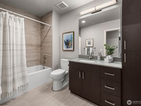 50 Pine Street 302, Edmonds WA 98020