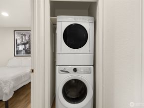 12 18th Avenue A, Kirkland WA 98033