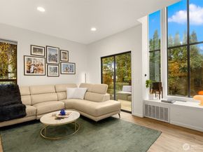 12 18th Avenue A, Kirkland WA 98033