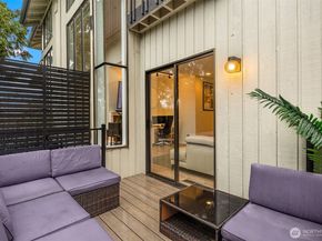 12 18th Avenue A, Kirkland WA 98033