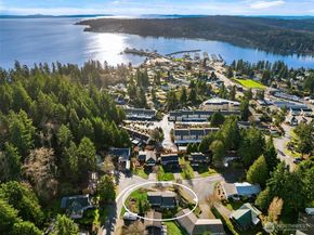 26468 Kingsview Loop NE, Kingston WA 98346