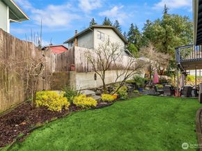 26468 Kingsview Loop NE, Kingston WA 98346