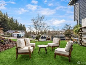 26468 Kingsview Loop NE, Kingston WA 98346