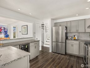 26468 Kingsview Loop NE, Kingston WA 98346