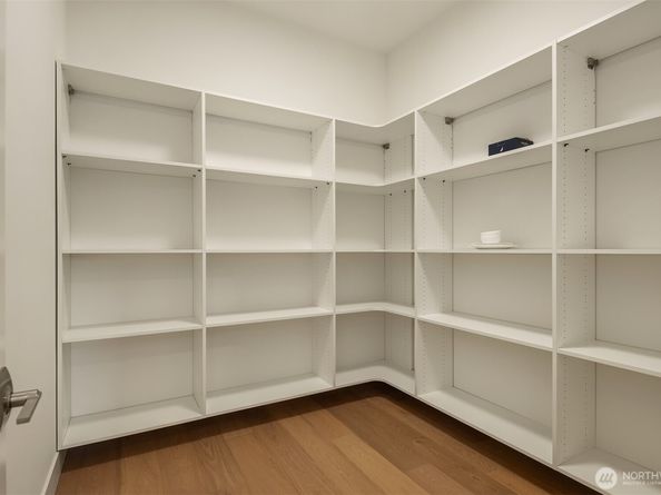 3739 139th Avenue SE, Bellevue WA 98006