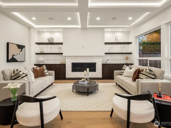 3739 139th Avenue SE, Bellevue WA 98006