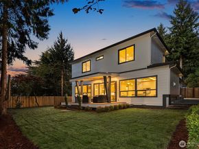 3739 139th Avenue SE, Bellevue WA 98006
