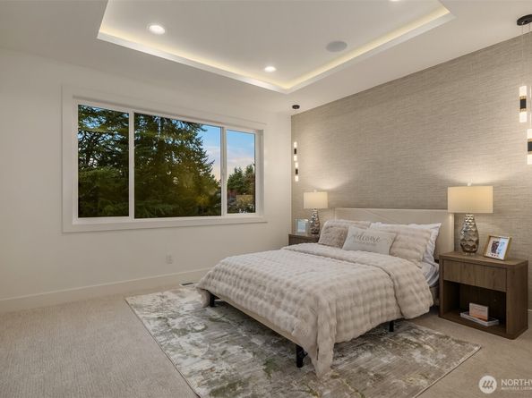 3739 139th Avenue SE, Bellevue WA 98006