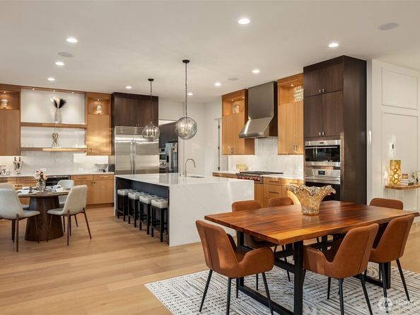 3739 139th Avenue SE, Bellevue WA 98006