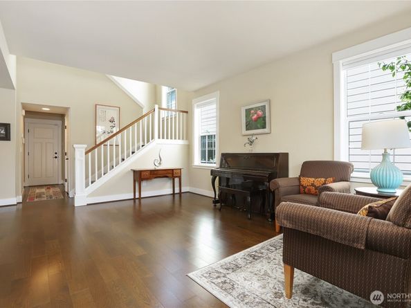 315 4th Avenue S, Kirkland WA 98033