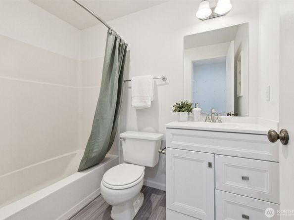 1115 16th Avenue 3, Seattle WA 98122
