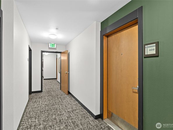 412 11th Avenue 408, Seattle WA 98122