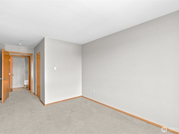 412 11th Avenue 408, Seattle WA 98122