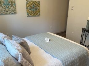 5822 200th Street SW D, Lynnwood WA 98036