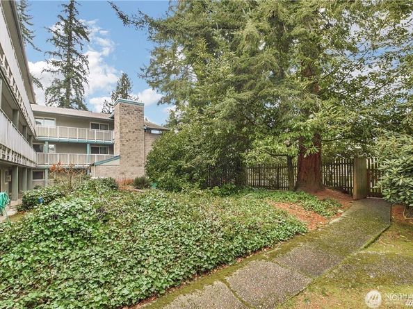 5822 200th Street SW D, Lynnwood WA 98036
