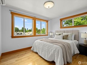 713 28th Avenue S, Seattle WA 98144