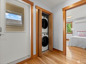 713 28th Avenue S, Seattle WA 98144
