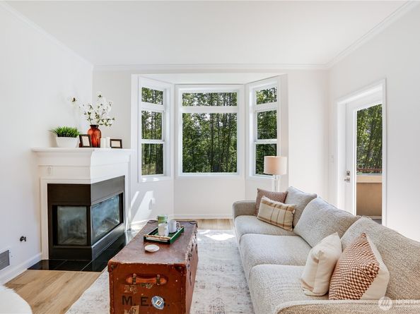 122 State Street S 310E, Kirkland WA 98033