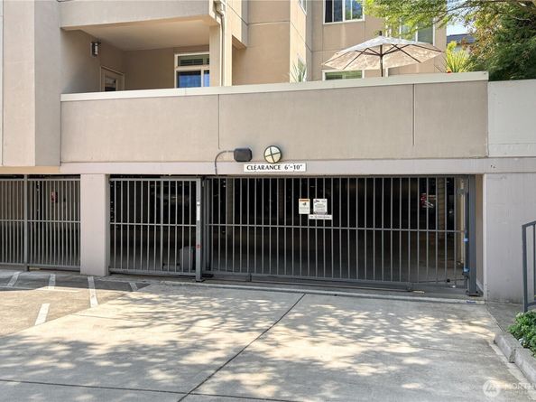 122 State Street S 310E, Kirkland WA 98033