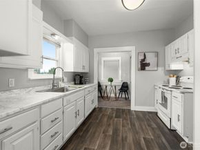 4232 Rucker Avenue, Everett WA 98203