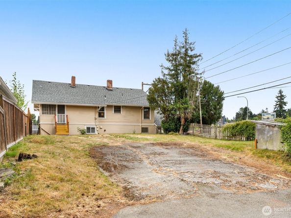 4232 Rucker Avenue, Everett WA 98203