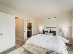 1807 SW 96th Lane, Seattle WA 98106