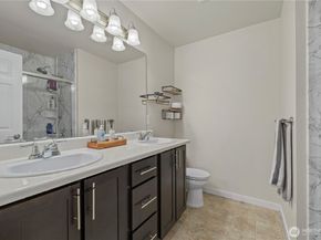 1900 Weaver Road L102, Snohomish WA 98290
