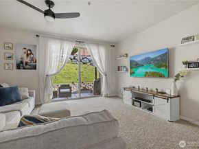 1900 Weaver Road L102, Snohomish WA 98290