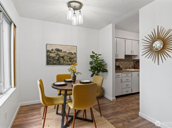 12515 NE 145th Place D121, Kirkland WA 98034