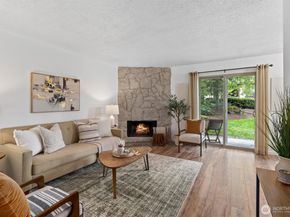 12515 NE 145th Place D121, Kirkland WA 98034