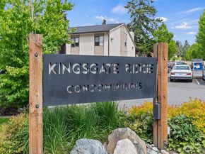 12515 NE 145th Place D121, Kirkland WA 98034