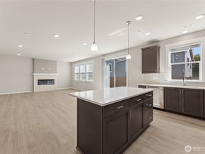 13549 NE 104th Way 48, Kirkland WA 98033