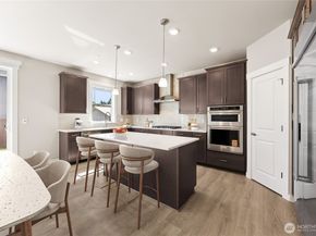13549 NE 104th Way 48, Kirkland WA 98033