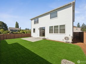 13549 NE 104th Way 48, Kirkland WA 98033